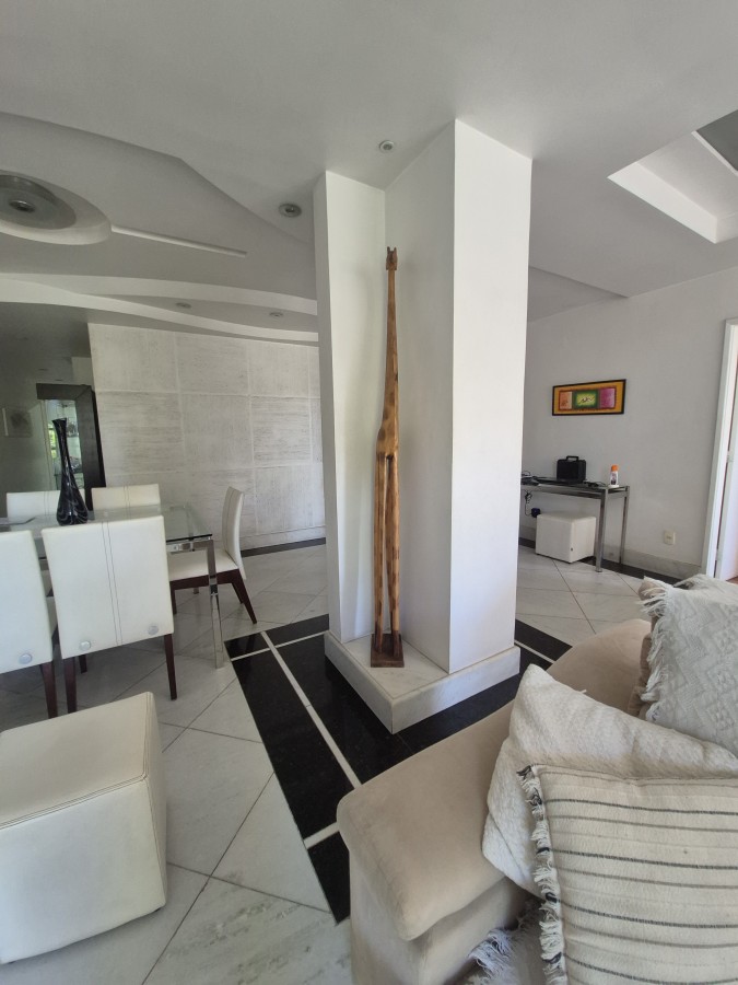Apartamento, 3 quartos, 190 m² - Foto 2