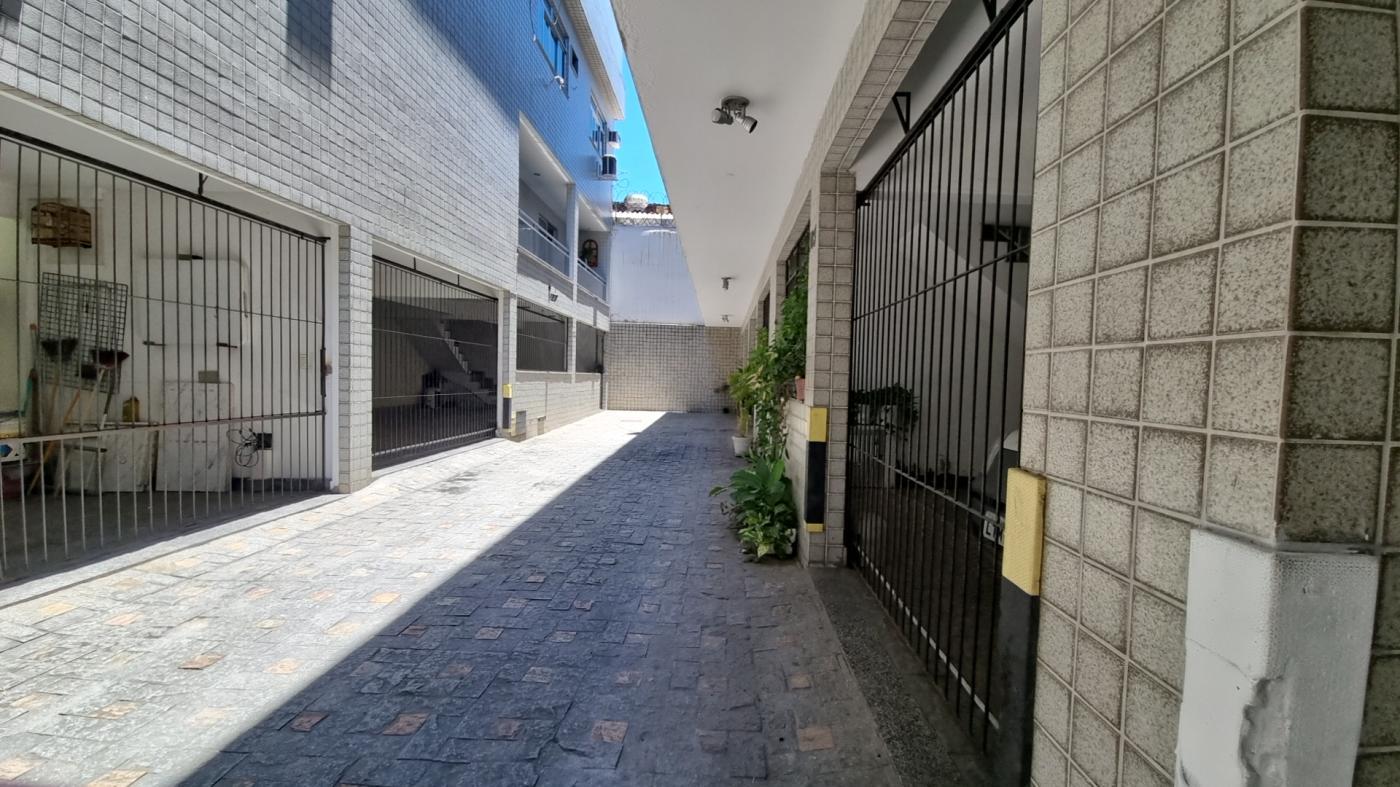 Casa à venda com 2 quartos, 110m² - Foto 3