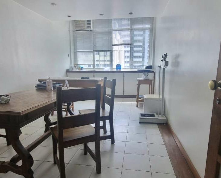 Apartamento à venda com 1 quarto, 45m² - Foto 2
