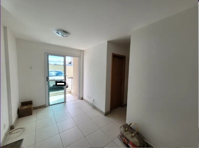 Apartamento à venda com 2 quartos, 65m² - Foto 4